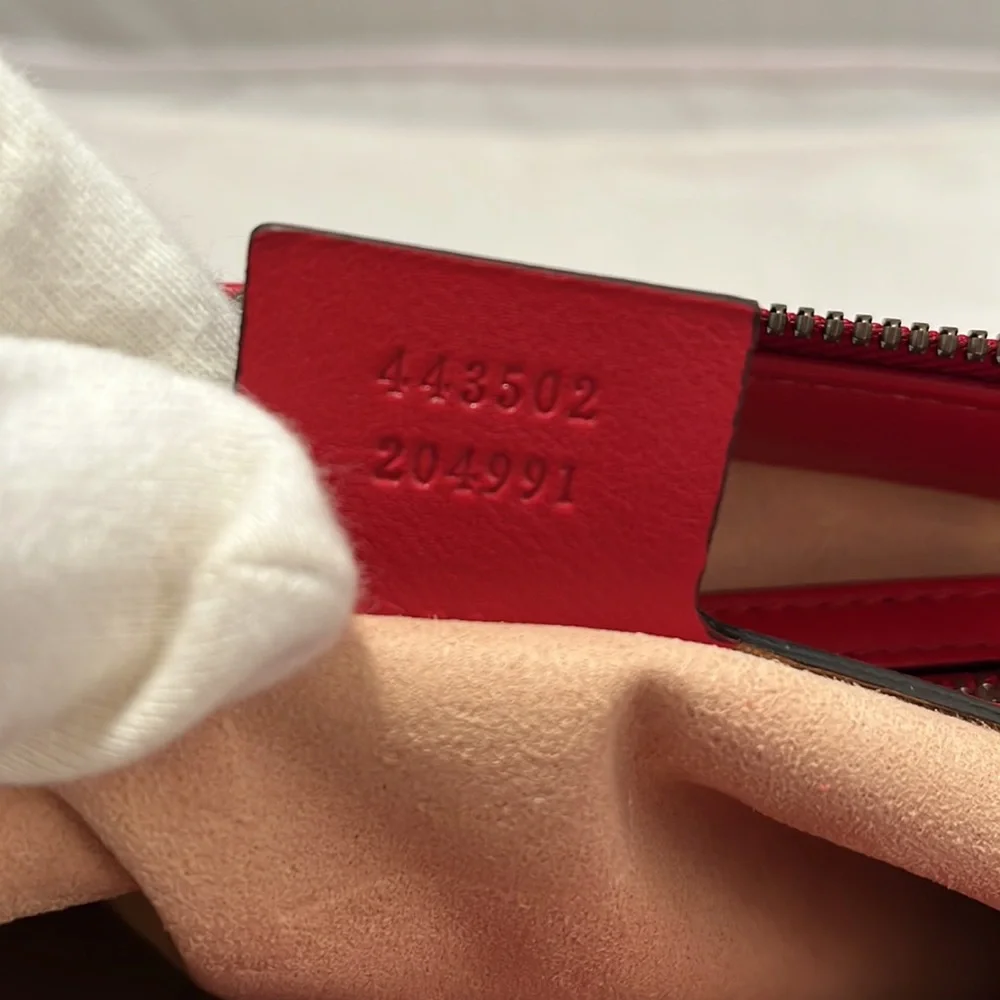 Gucci Matelasse shoulder bag - Picture 12 of 15